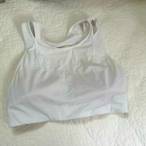 Lululemon white Sports Bra. Size 6 B/C